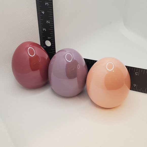 Bunny & Eggs Porcelain Table Decor, 6 Piece Set /Bundle. Super Cute & Si… - Picture 6 of 8